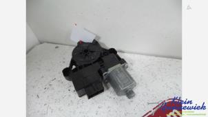 Begagnade Motor, dörrfönster Skoda Kodiaq Pris € 20,00 Marginaltabell erbjuds av Klein Gunnewiek Autodemontage & Motorentechniek