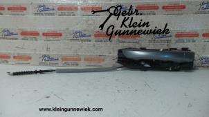 Usados Manija de puerta de 4 puertas izquierda detrás Skoda Superb Precio de solicitud ofrecido por Gebr.Klein Gunnewiek Ho.BV
