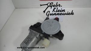Used Door window motor Kia Carens Price on request offered by Gebr.Klein Gunnewiek Ho.BV