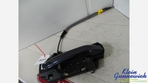 Usados Manija de puerta de 4 puertas derecha detrás Audi A4 Precio € 30,00 Norma de margen ofrecido por Klein Gunnewiek Autodemontage & Motorentechniek