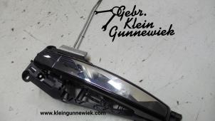 Used Front door handle 4-door, right Opel Meriva Price on request offered by Gebr.Klein Gunnewiek Ho.BV