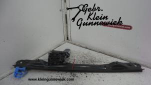 Usagé Moteur de vitre portière Opel Combo Prix sur demande proposé par Gebr.Klein Gunnewiek Ho.BV