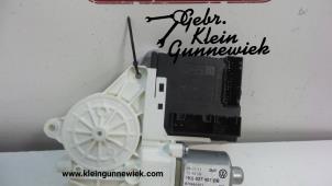 Used Door window motor Volkswagen Golf Price € 45,00 Margin scheme offered by Gebr.Klein Gunnewiek Ho.BV