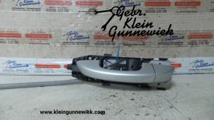 Gebrauchte Türgriff 4-türig links vorne Volkswagen Sharan Preis auf Anfrage angeboten von Gebr.Klein Gunnewiek Ho.BV