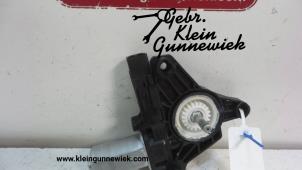 Używane Silnik szyby drzwiowej Volvo V40 Cena na żądanie oferowane przez Gebr.Klein Gunnewiek Ho.BV