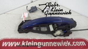 Gebrauchte Türgriff 4-türig links hinten Ford Focus Preis auf Anfrage angeboten von Gebr.Klein Gunnewiek Ho.BV