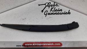 Used Rear wiper arm Hyundai IX20 Price € 15,00 Margin scheme offered by Gebr.Klein Gunnewiek Ho.BV