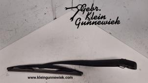 Used Rear wiper arm Nissan Micra Price on request offered by Gebr.Klein Gunnewiek Ho.BV