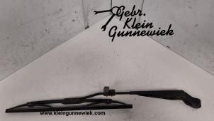Used Rear wiper arm Ssang Yong Rexton Price on request offered by Gebr.Klein Gunnewiek Ho.BV