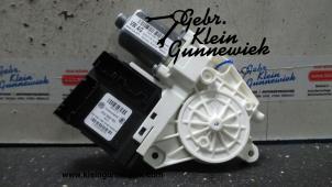 Usados Motor de ventanilla de puerta Volkswagen Caddy Precio de solicitud ofrecido por Gebr.Klein Gunnewiek Ho.BV