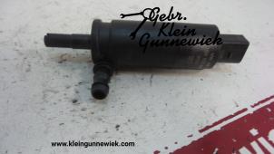 Usados Bomba de rociador de faro Audi Q7 Precio de solicitud ofrecido por Gebr.Klein Gunnewiek Ho.BV