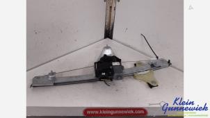 Usagé Moteur de vitre portière Dacia Duster Prix € 65,00 Règlement à la marge proposé par Klein Gunnewiek Autodemontage & Motorentechniek