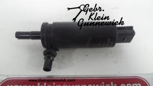 Usados Bomba de rociador de faro Volkswagen Polo Precio € 20,00 Norma de margen ofrecido por Gebr.Klein Gunnewiek Ho.BV