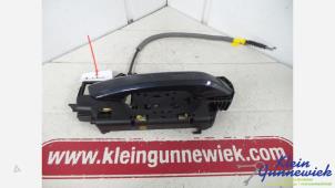 Usados Manija de puerta de 4 puertas derecha detrás Audi A4 Precio € 30,00 Norma de margen ofrecido por Klein Gunnewiek Autodemontage & Motorentechniek