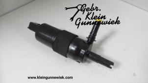 Gebrauchte Pumpe Scheinwerfersprüher Audi A5 Preis € 15,00 Margenregelung angeboten von Gebr.Klein Gunnewiek Ho.BV
