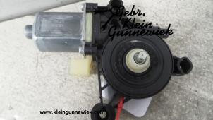 Gebrauchte Fenstermotor Tür Audi A4 Preis € 15,00 Margenregelung angeboten von Gebr.Klein Gunnewiek Ho.BV