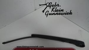 Usados Brazo de limpiaparabrisas detrás Volkswagen Caddy Precio de solicitud ofrecido por Gebr.Klein Gunnewiek Ho.BV