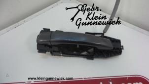 Usados Manija de puerta de 4 puertas izquierda detrás Audi A3 Precio de solicitud ofrecido por Gebr.Klein Gunnewiek Ho.BV