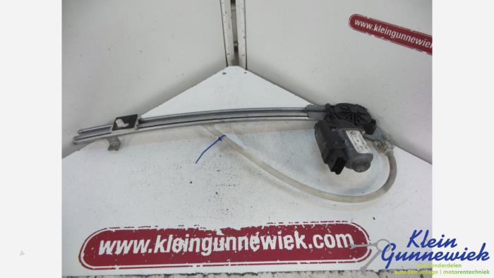 Usados Motor de ventanilla de puerta Renault Laguna Precio € 49,00 Norma de margen ofrecido por Klein Gunnewiek Autodemontage & Motorentechniek