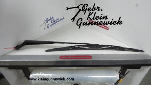 Usados Brazo delantero de limpiaparabrisas Porsche Boxster Precio de solicitud ofrecido por Gebr.Klein Gunnewiek Ho.BV