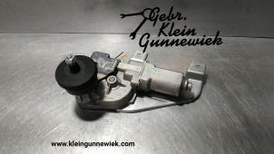 Używane Silnik wycieraczki tylnej Opel Agila Cena na żądanie oferowane przez Gebr.Klein Gunnewiek Ho.BV