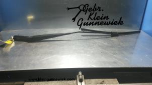 Używane Ramie wycieraczki przedniej Volkswagen Eos Cena na żądanie oferowane przez Gebr.Klein Gunnewiek Ho.BV