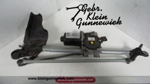 Usagé Moteur essuie-glace avant BMW 3-Serie Prix € 125,00 Règlement à la marge proposé par Gebr.Klein Gunnewiek Ho.BV