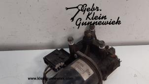 Used Front wiper motor BMW Z3 Price on request offered by Gebr.Klein Gunnewiek Ho.BV