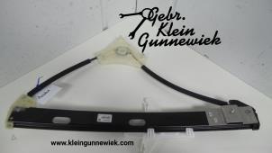 Usagé Lève vitre électrique arrière gauche Volkswagen T-Roc Prix € 50,00 Règlement à la marge proposé par Gebr.Klein Gunnewiek Ho.BV