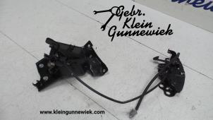 Used Bonnet lock mechanism Nissan X-Trail Price on request offered by Gebr.Klein Gunnewiek Ho.BV