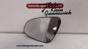 Used Mirror glass, left Toyota Auris Price on request offered by Gebr.Klein Gunnewiek Ho.BV