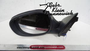 Used Wing mirror, left BMW 3-Serie Price on request offered by Gebr.Klein Gunnewiek Ho.BV