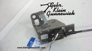 Usagé Mécanique de verrouillage hayon Ford Transit Connect Prix sur demande proposé par Gebr.Klein Gunnewiek Ho.BV