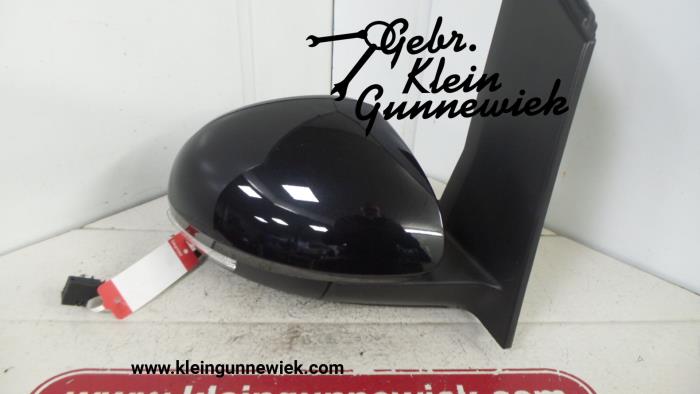 Wing mirror, right from a Volkswagen Sharan 2015