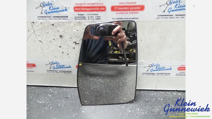 Używane Szyba lusterka lewego Ford Transit Custom Cena € 20,00 Procedura marży oferowane przez Klein Gunnewiek Autodemontage & Motorentechniek