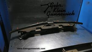 Używane Plyta zamka przedniego Opel Insignia Cena na żądanie oferowane przez Gebr.Klein Gunnewiek Ho.BV