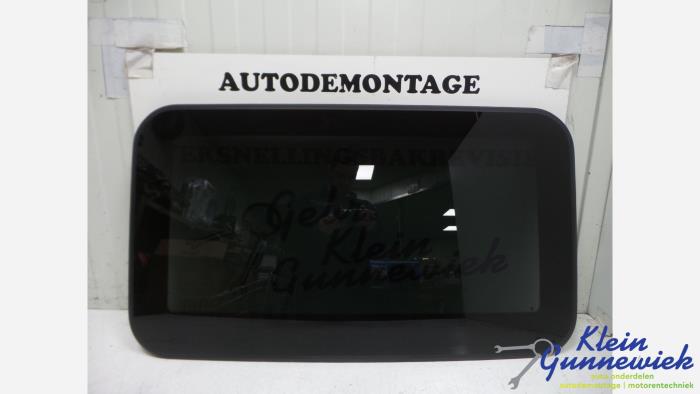 Używane Szyba szyberdachu Audi A5 Cena € 100,00 Procedura marży oferowane przez Klein Gunnewiek Autodemontage & Motorentechniek