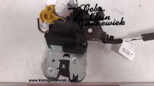 Used Tailgate lock mechanism Audi Q7 Price € 25,00 Margin scheme offered by Gebr.Klein Gunnewiek Ho.BV