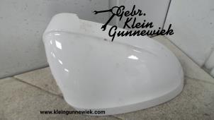 Gebrauchte Spiegelkappe rechts Audi A4 Preis € 25,00 Margenregelung angeboten von Gebr.Klein Gunnewiek Ho.BV