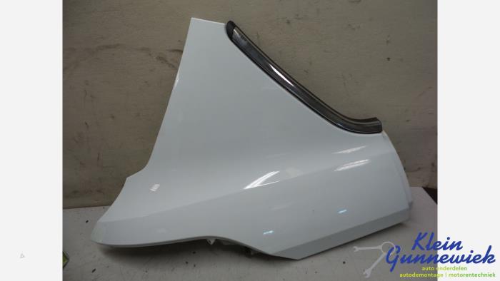 Używane Panel boczny prawy tyl Ford B-Max Cena € 25,00 Procedura marży oferowane przez Klein Gunnewiek Autodemontage & Motorentechniek