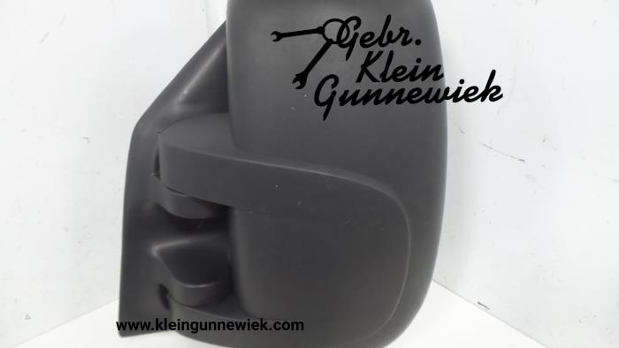 Wing mirror, left from a Opel Movano 2009