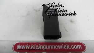 Used Glow plug relay Volkswagen Caddy Price on request offered by Gebr.Klein Gunnewiek Ho.BV