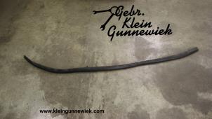 Used Windscreen rubber Renault Trafic Price on request offered by Gebr.Klein Gunnewiek Ho.BV