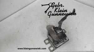 Used Bonnet lock mechanism Opel Combo Price on request offered by Gebr.Klein Gunnewiek Ho.BV