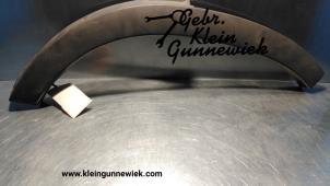 Used Wheel arch strip Renault Master Price on request offered by Gebr.Klein Gunnewiek Ho.BV