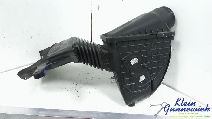 Begagnade Luftfilterhus Audi RS5 Pris € 44,00 Marginaltabell erbjuds av Klein Gunnewiek Autodemontage & Motorentechniek