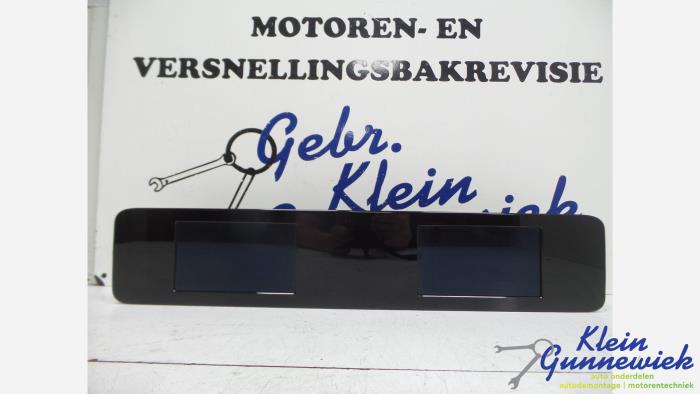 Begagnade Innerdisplay Mercedes A-Klasse Pris € 295,00 Marginaltabell erbjuds av Klein Gunnewiek Autodemontage & Motorentechniek