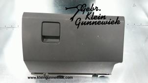Used Glovebox Opel Zafira Price € 40,00 Margin scheme offered by Gebr.Klein Gunnewiek Ho.BV