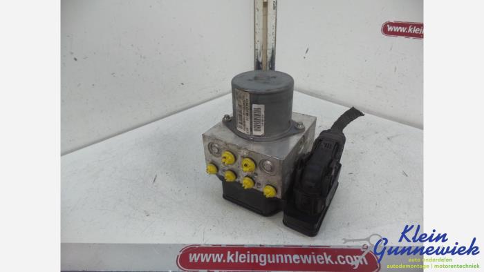 Used ABS pump Mercedes ML-Klasse Price € 145,00 Margin scheme offered by Klein Gunnewiek Autodemontage & Motorentechniek