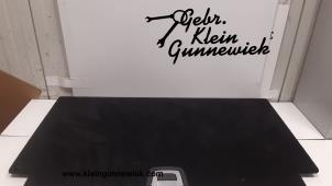 Usagé Coffre tapis Mercedes C-Klasse Prix € 65,00 Règlement à la marge proposé par Gebr.Klein Gunnewiek Ho.BV